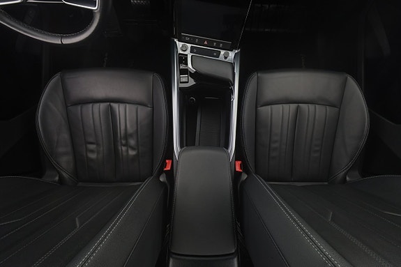Audi Q8 e-tron 15 of 26