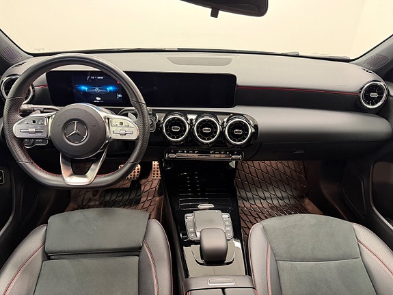 Mercedes-Benz A250 e 9 of 21