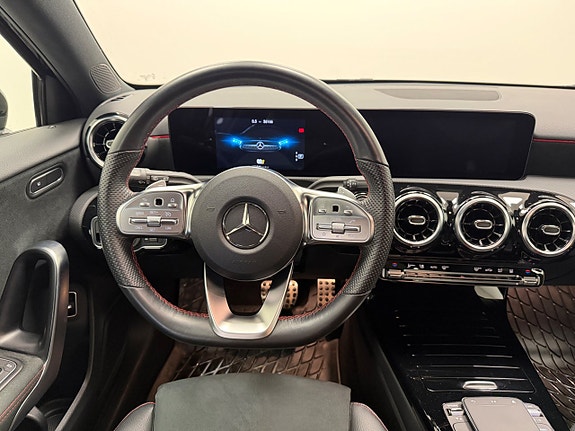 Mercedes-Benz A250 e 10 of 21