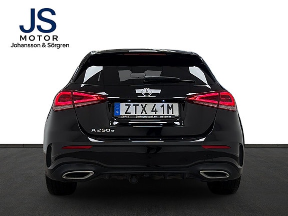 Mercedes-Benz A250 e 6 of 21