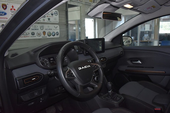 Dacia Sandero Stepway 4 of 5