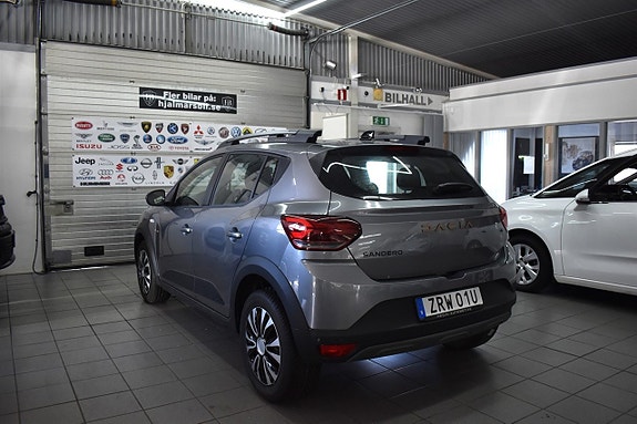 Dacia Sandero Stepway 3 of 5