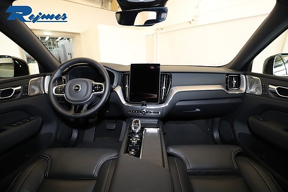 Volvo XC60 5 of 5