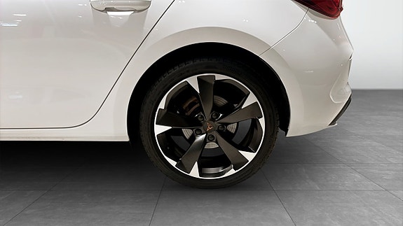 Cupra Leon 6 of 12