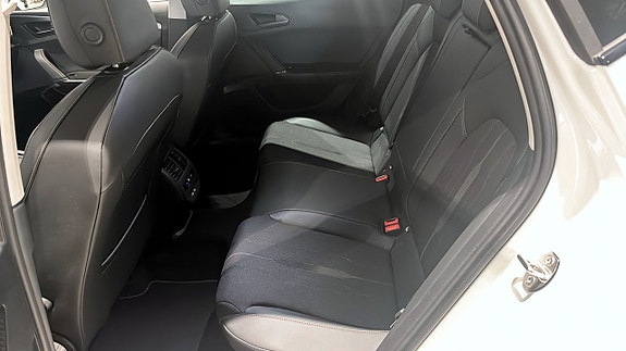 Cupra Leon 11 of 12