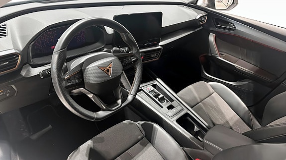 Cupra Leon 7 of 12