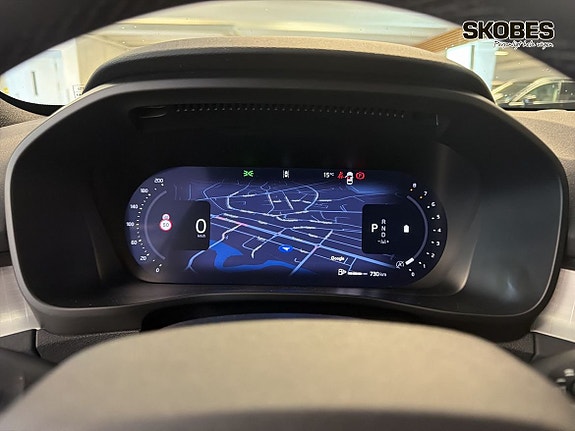 Volvo XC40 14 of 25