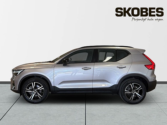 Volvo XC40 5 of 5