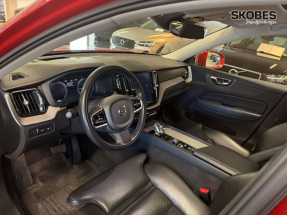 Volvo XC60 9 of 20
