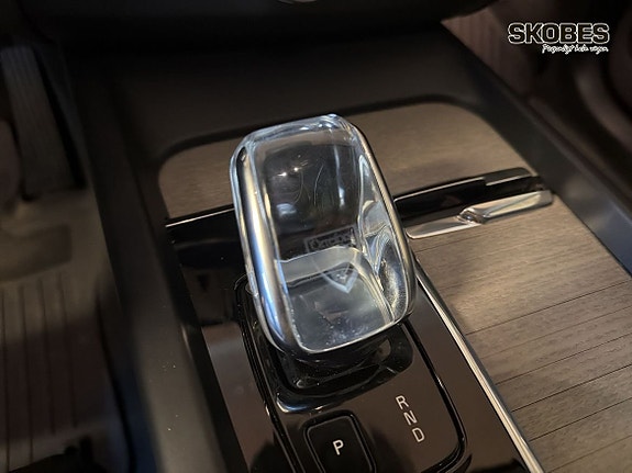 Volvo XC60 10 of 20
