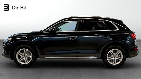 Audi Q5 2 of 5