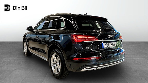 Audi Q5 3 of 5