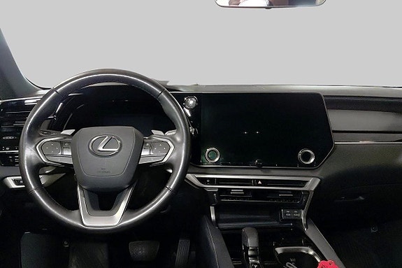 Lexus RX450h+ 8 of 11