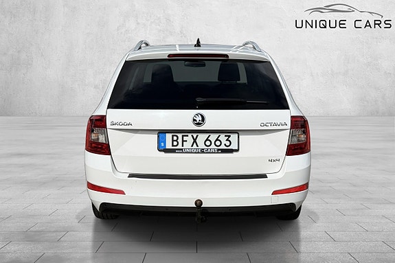 Skoda Octavia 4 of 5