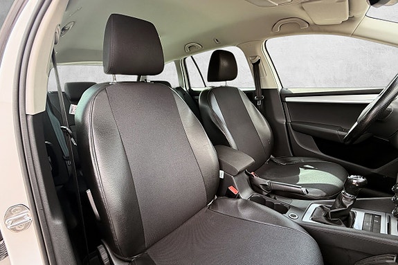 Skoda Octavia 16 of 21