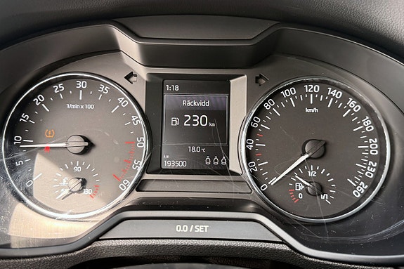 Skoda Octavia 18 of 21