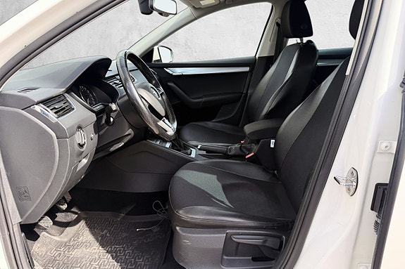 Skoda Octavia 11 of 21