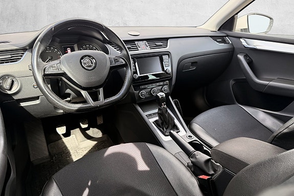 Skoda Octavia 12 of 21