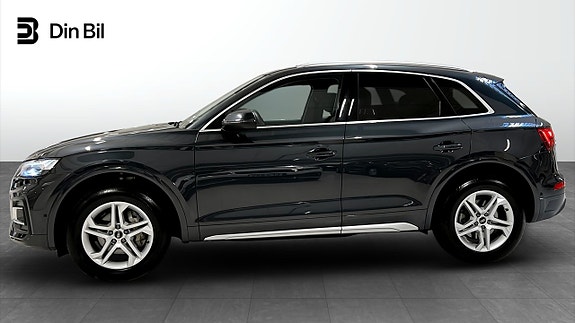 Audi Q5 2 of 5