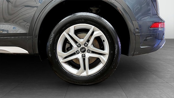 Audi Q5 6 of 25