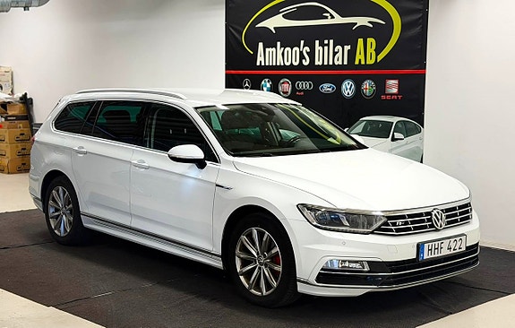 Volkswagen Passat 2 of 5
