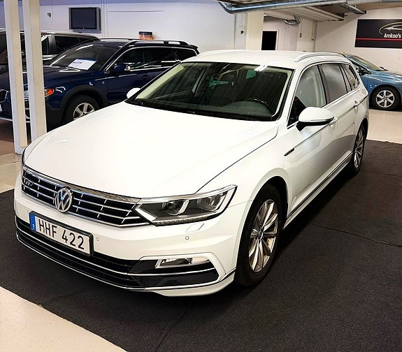 Volkswagen Passat 5 of 5
