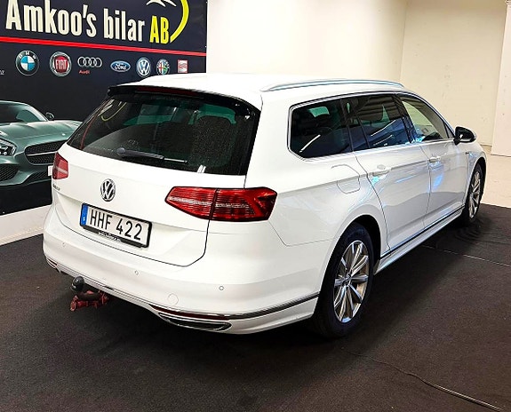 Volkswagen Passat 8 of 18