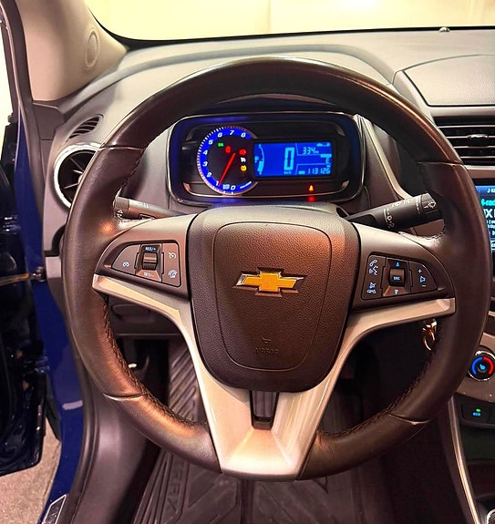 Chevrolet Trax 12 of 19