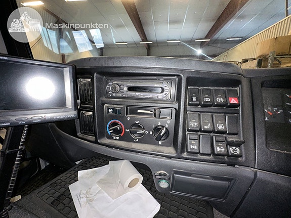 Volvo fl220 sopbil med Johnston JB VT650 15 of 27