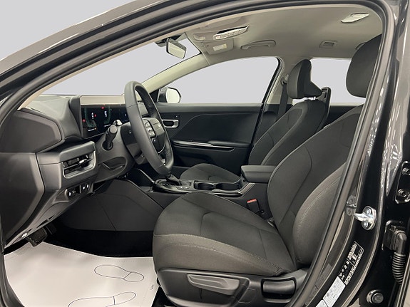 Kia K4 8 of 23
