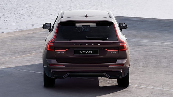 Volvo XC60 13 of 17