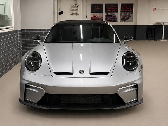 Porsche 911 5 of 5