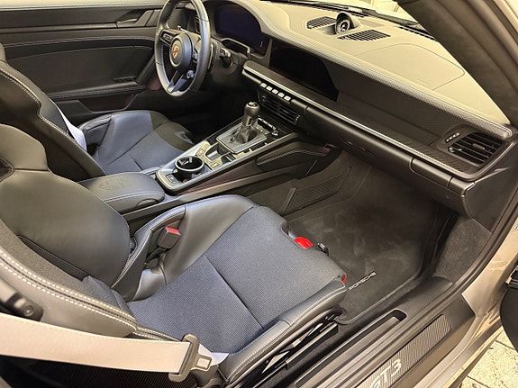 Porsche 911 9 of 22