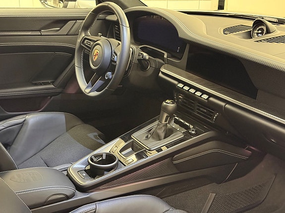 Porsche 911 10 of 22