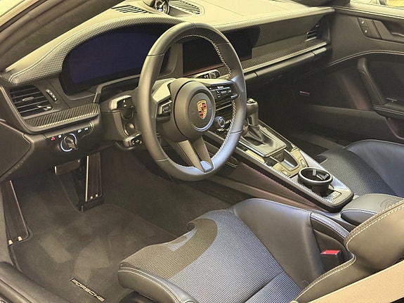 Porsche 911 6 of 22