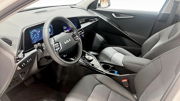 Kia Niro 8 of 15