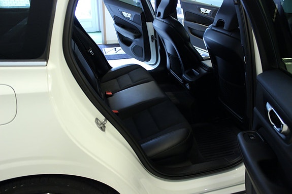 Volvo V60 9 of 11