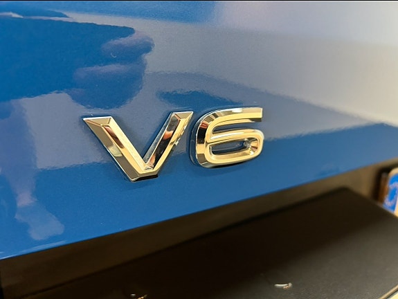 Volkswagen Amarok 5 of 16