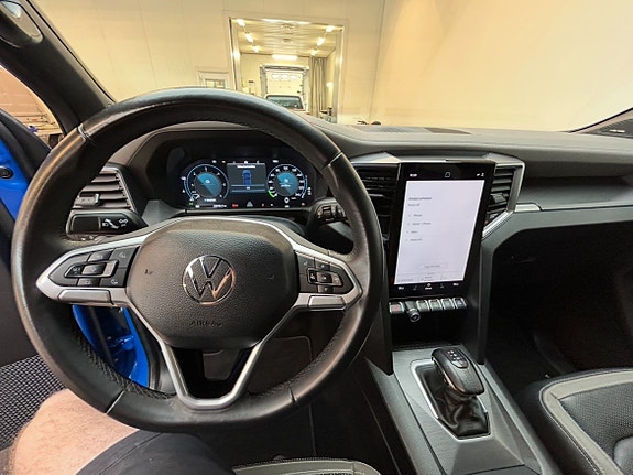Volkswagen Amarok 11 of 16