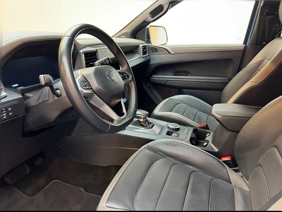 Volkswagen Amarok 8 of 16