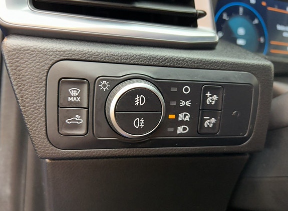 Volkswagen Amarok 15 of 16