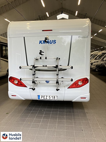 Knaus Sky Wave 700 Meg 3 of 16