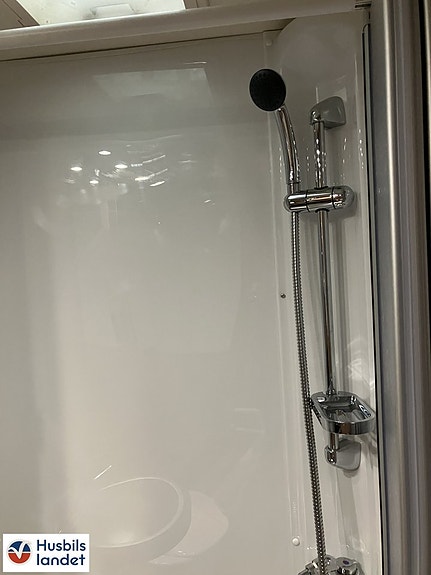 Knaus Sky Wave 700 Meg 13 of 16