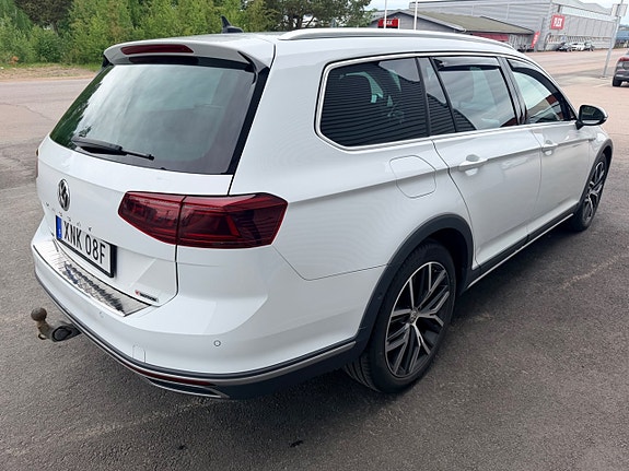 Volkswagen Passat Alltrack 5 of 5