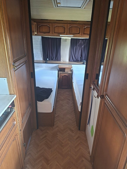 Bürstner Lux 590 TL 5 of 5