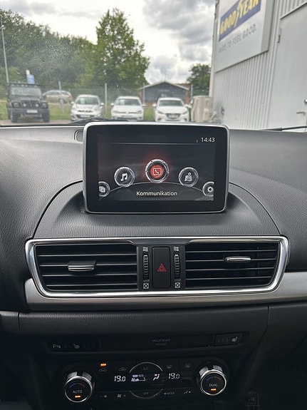 Mazda 3 16 of 18