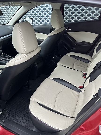 Mazda 3 15 of 18