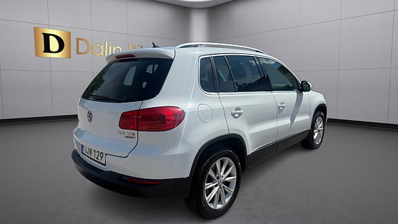 Volkswagen Tiguan 4 of 13