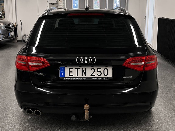 Audi A4 4 of 19
