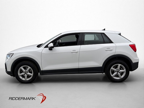 Audi Q2 4 of 5